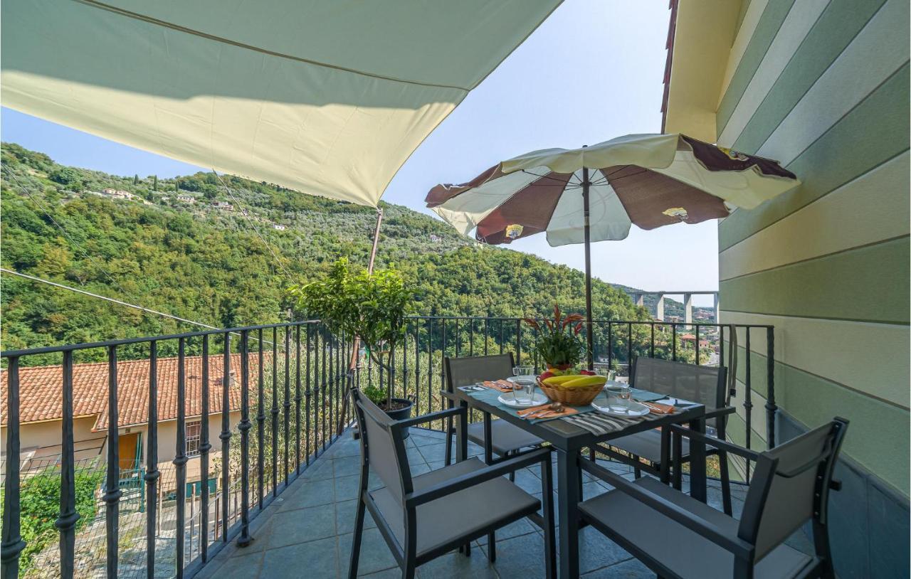 Amazing Home In Avegno With House Sea View Eksteriør billede