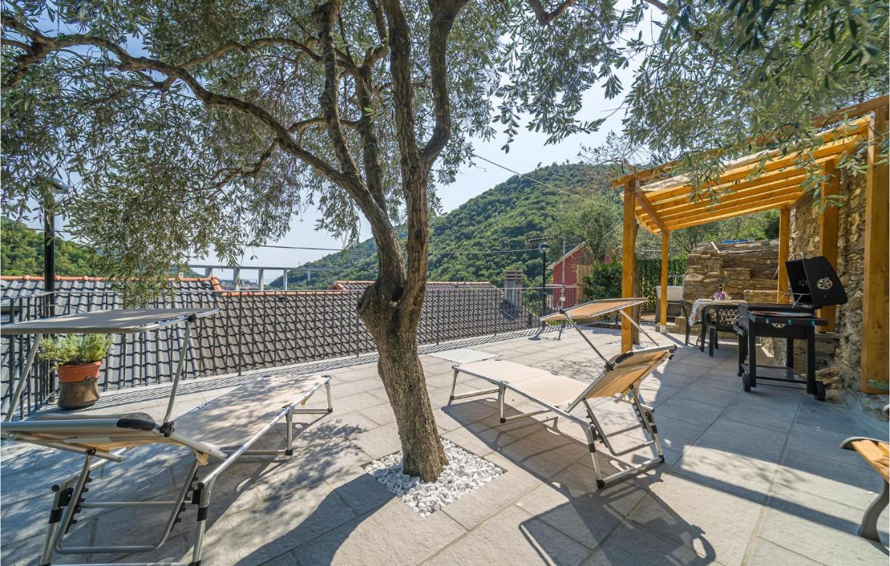 Amazing Home In Avegno With House Sea View Eksteriør billede
